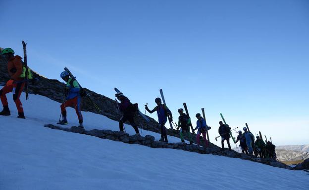Manuel Merillas y Claudia Gutiérrez Lueje vencen en Sotres