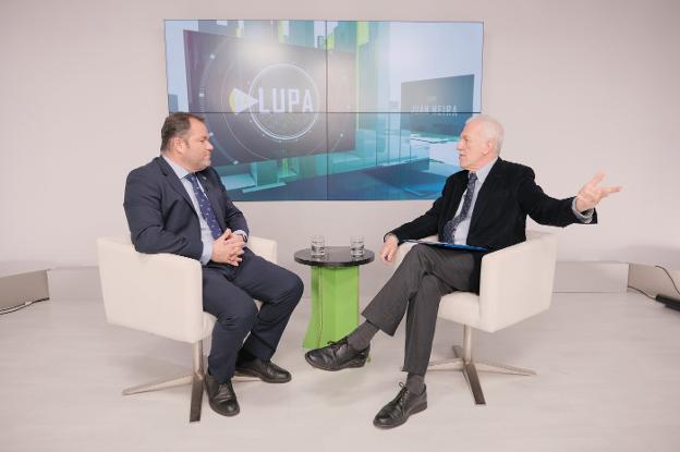 «Hay un exceso de regulación que está afectando a comercios y hostelería»