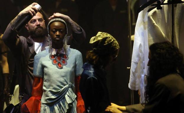 Gucci conquista Milán con un desfile fuera de lo común