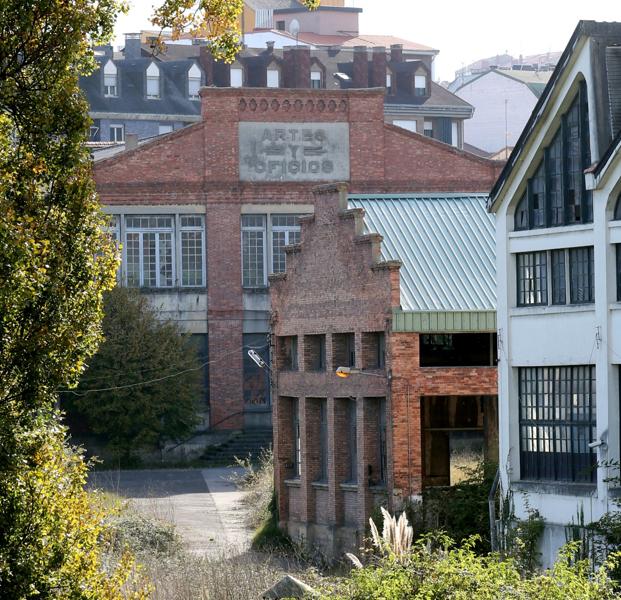 Un cambio de usos en La Vega requiere un acuerdo «a precio de mercado», advierte Robles