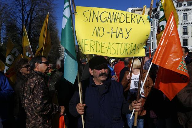 El Gobierno central reformará la ley de la cadena alimentaria para respaldar al sector agrario