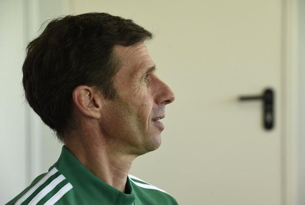 Real Oviedo | «No hay que hacer una revolución, no hay tiempo y tampoco es el momento»