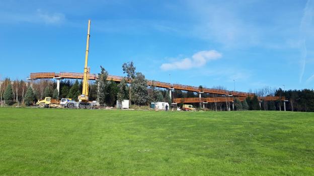 La obra de la pasarela de Nuevo Roces encara su recta final con el 90% ejecutado
