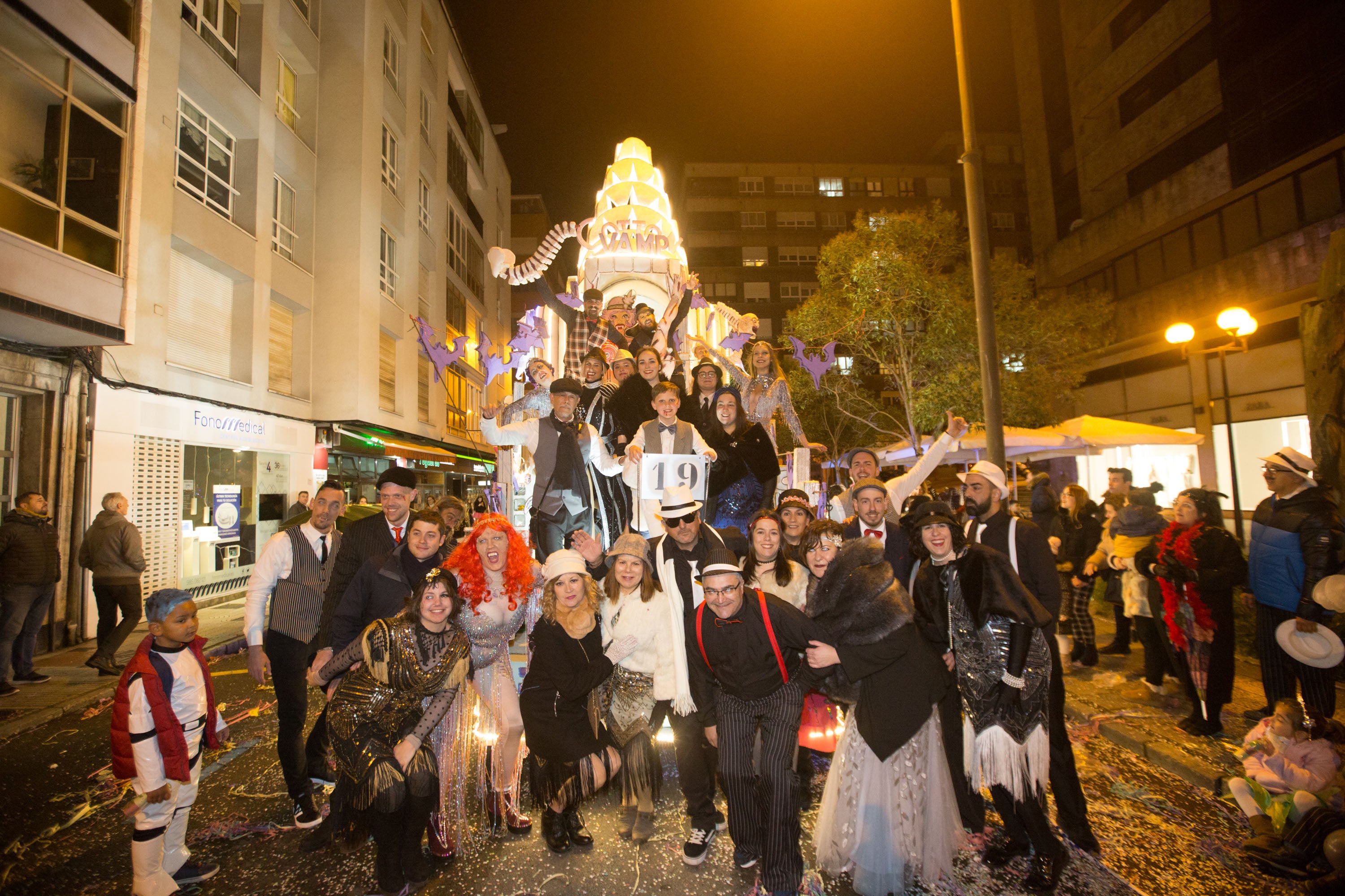 Búscate en el Desfile de Antroxos