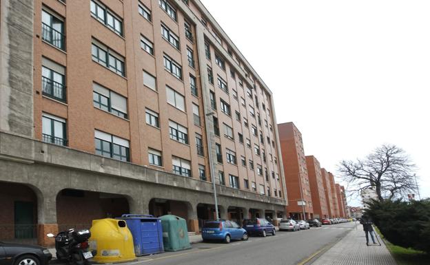 La niña abandonada por su madre en Gijón vivirá con su hermana