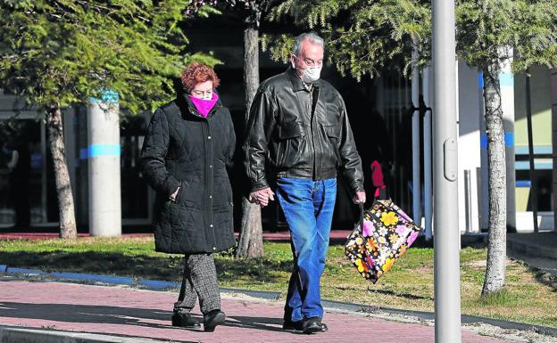 Coronavirus | El Gobierno ya estudia cerrar colegios y prohibir concentraciones al duplicarse el ritmo de contagios