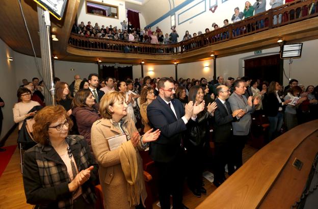 8-M | Adrián Barbón pide «no regalar espacio a quienes niegan la violencia sobre las mujeres»