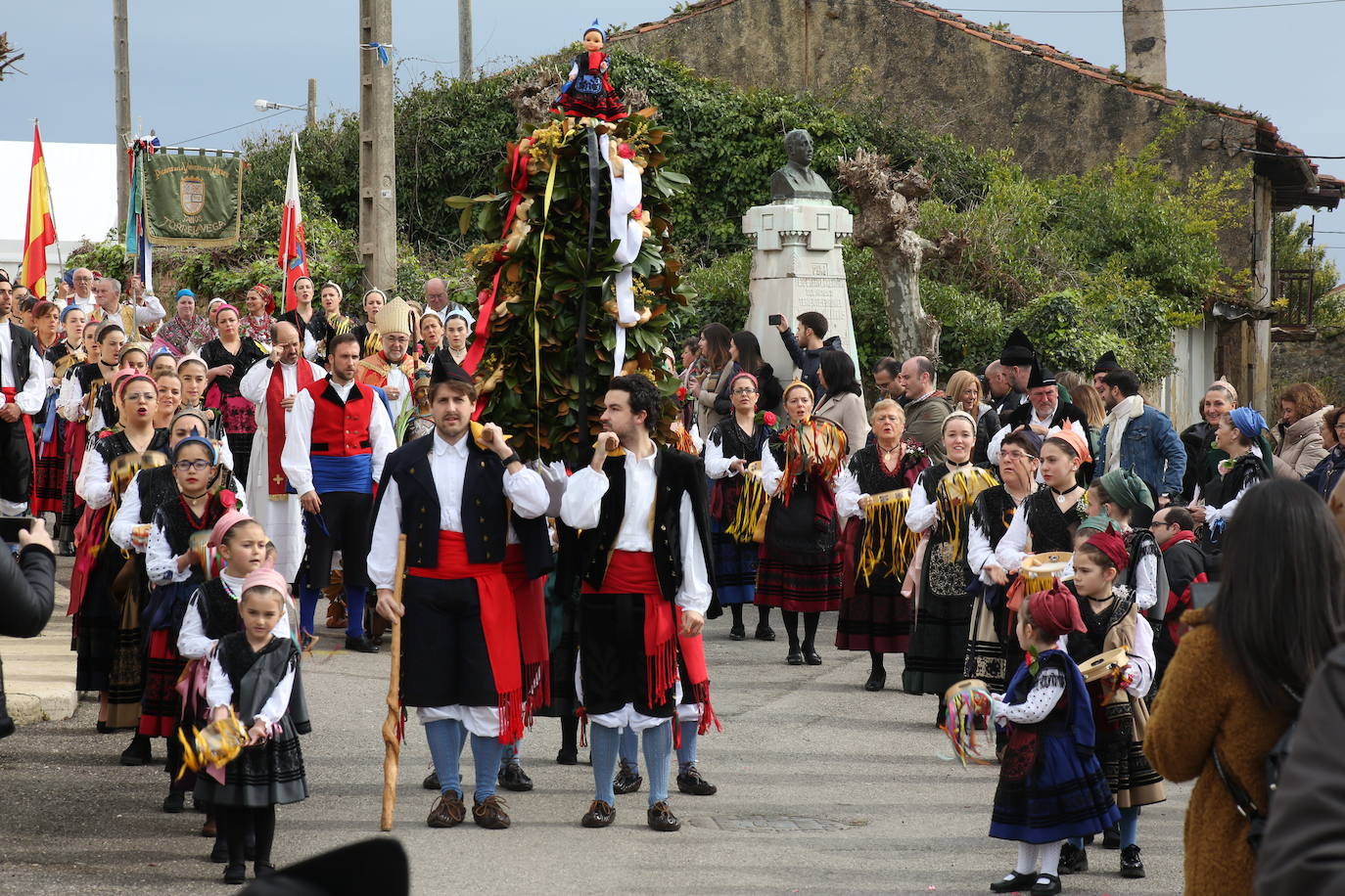 Pimiango celebra las fiestas del Santu Medé