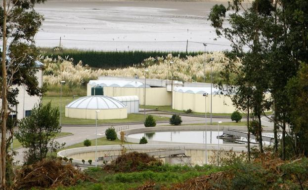 Cadasa confinará el principal foco de malos olores en el interior de la depuradora de Maqua