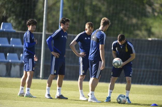 El Real Oviedo espera el consenso de las partes para paralizar la competición