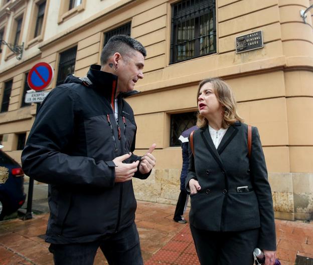 Podemos y Somos instan al gobierno regional a retirar las calles franquistas