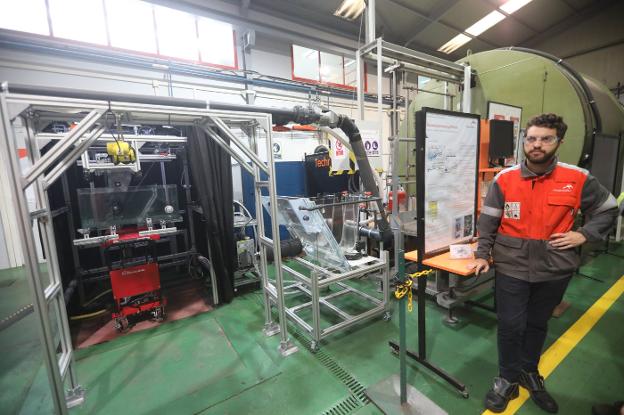 Coronavirus | Asturias empieza a fabricar viseras y gafas para sanitarios a partir de impresión en 3D