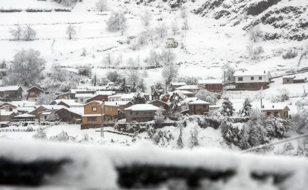 Marzo se despide del Principado con alerta por nevadas