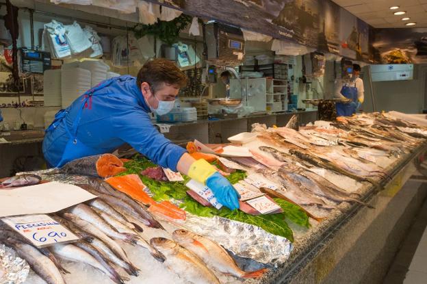 El pescado recupera los precios por la escasez de producto, tras dos semanas a la baja