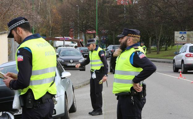 Fiestas clandestinas, gimnasia en grupo, excursiones al monte, cenas con la abuela… Las sanciones impuestas en Asturias