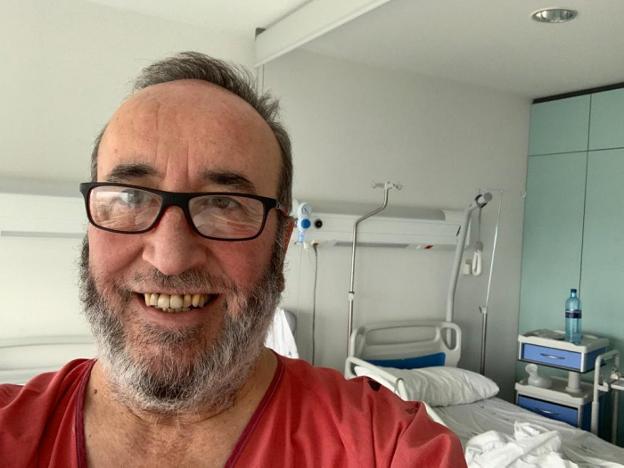 «Los médicos dicen que lo he superado y he salido reforzado con anticuerpos»