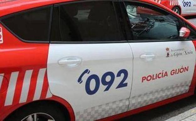 Detenido un hombre de 42 años por agredir a su pareja en su casa de Gijón