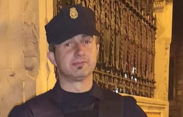 Policías nacionales organizan una colecta para la viuda y el bebé de Ceferino Fernández