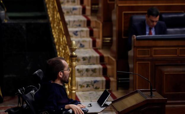 Echenique cree que el Gobierno pecaría «de prepotencia» si piensa que «puede hacer todo» sin las Comunidades