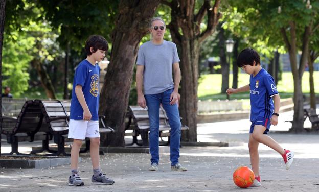 La triple invasión de Vetusta