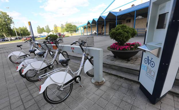 Avilés volverá a alquilar bicicletas con la obligación de utilizar guantes y mascarillas