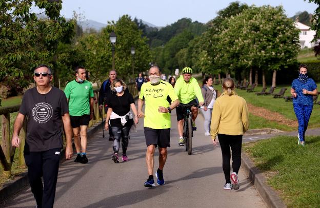 Oviedo anuncia que tomará medidas «si la situación en los parques persiste»