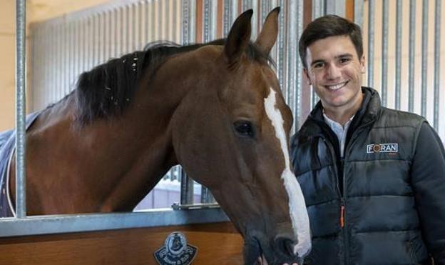 El jinete Juan Matute, de 22 años, ingresado por un derrame cerebral