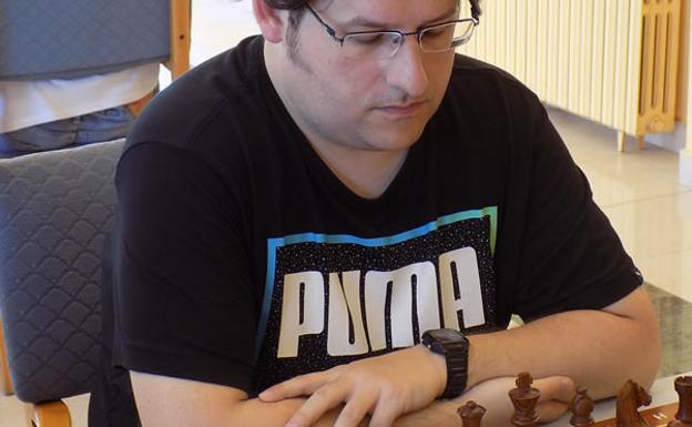 Berna Blázquez, campeón de Asturias de ajedrez