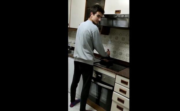 El IES Jimena celebra una graduación confinada