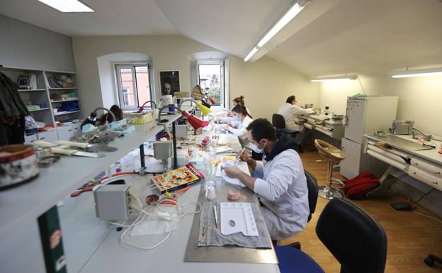 El sindicato de estudiantes exige la confirmación oficial de que no se retirarán las becas de FP