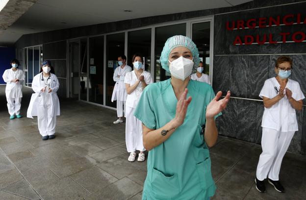 El cambio en la contabilidad de los casos reduce el número de hospitalizados y de fallecidos en Asturias