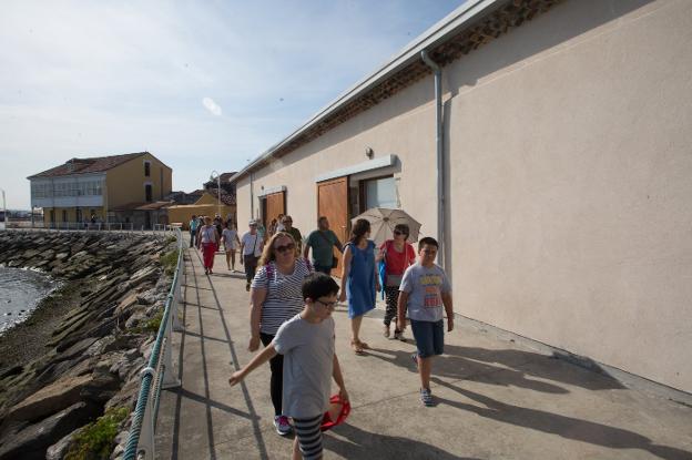 El Oceanográfico definirá antes del verano su aportación al museo del Cañón de Avilés