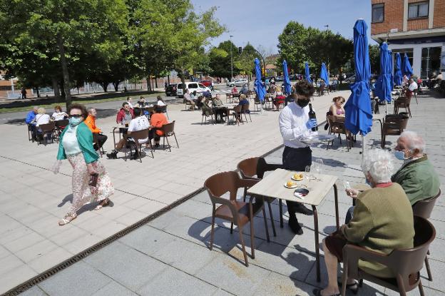 Desescalada | El Principado elevará al 50% el uso del aforo interior de la hostelería, que abrirá en su mayoría