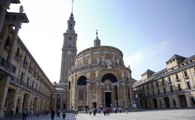 Laboral Ciudad de la Cultura vuelve a ofrecer visitas guiadas por los exteriores desde el viernes