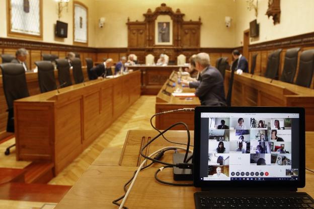 El PSOE acusa a Foro de ocultar información del pozo de tormentas «por electoralismo»