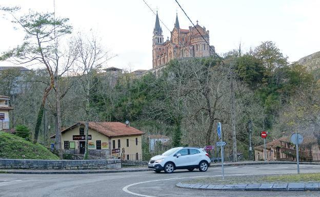 La carretera a la basílica de Covadonga abrirá al tráfico el 5 de junio