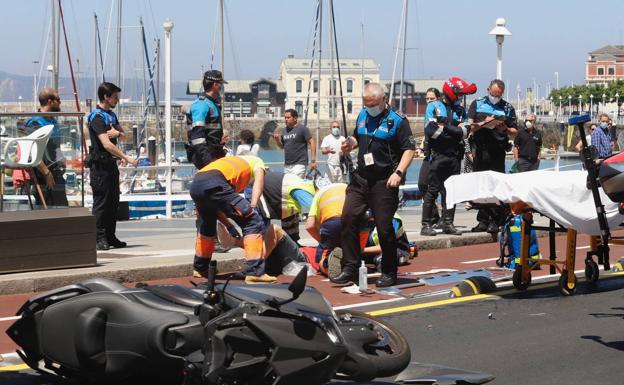 Herido un motorista tras sufrir un accidente junto a la plaza de El Marqués