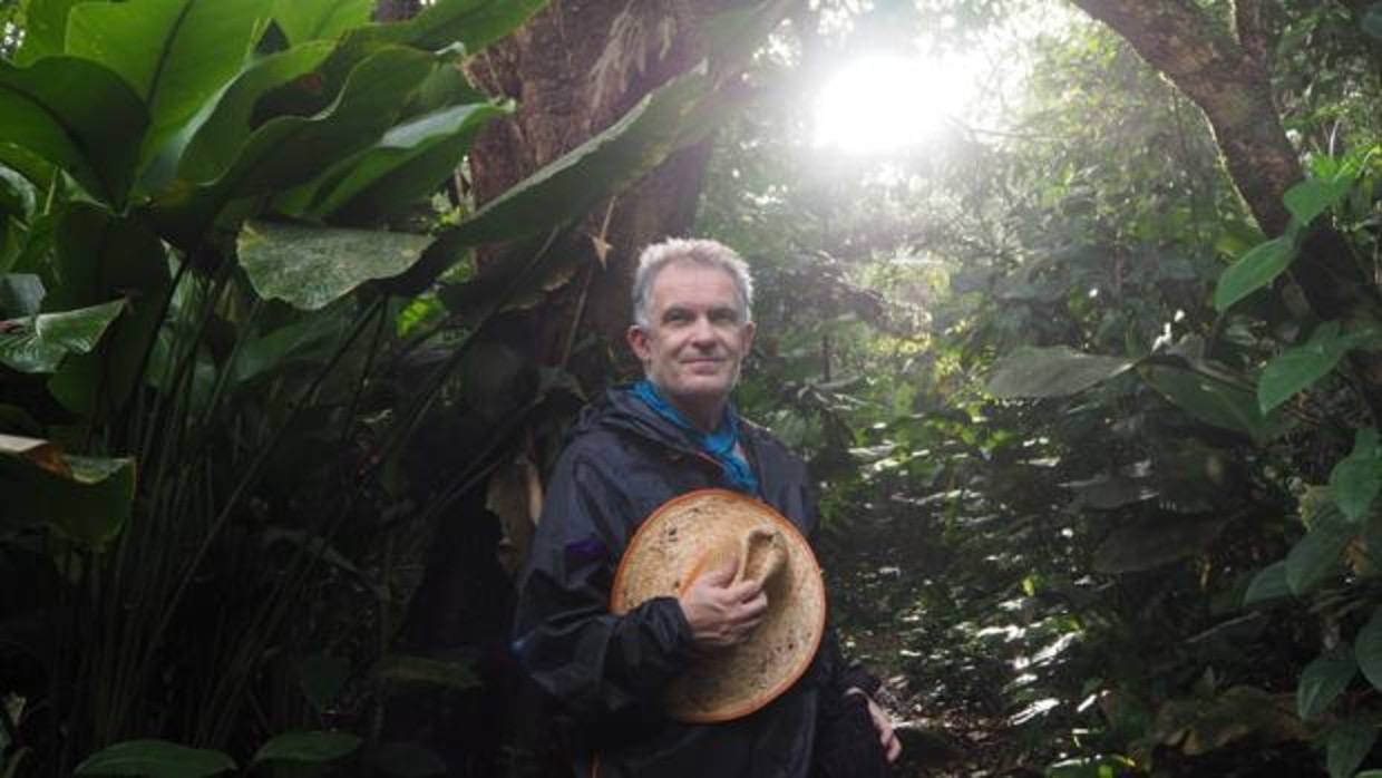 Un libro benéfico nacido en las noches de confinamiento