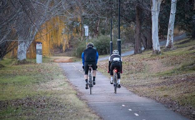 En España faltan más de 3.300 km de carriles para bicicletas y otros vehículos personales