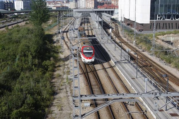 El ministerio teme que la obra de la nueva estación obligue a levantar otra provisional