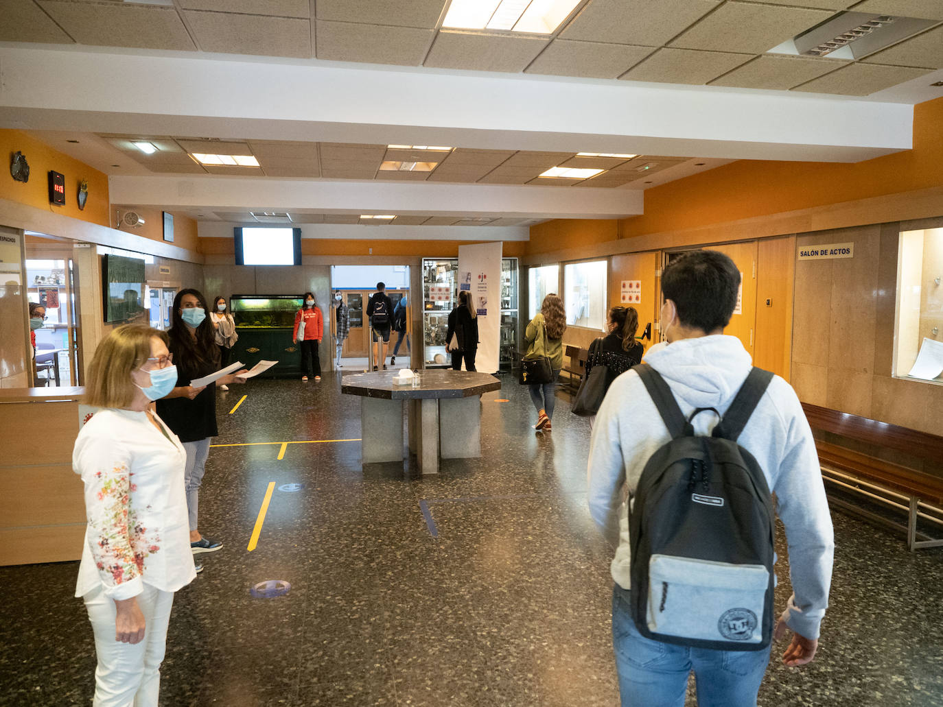 Los alumnos de secundaria de Avilés vuelven a clase