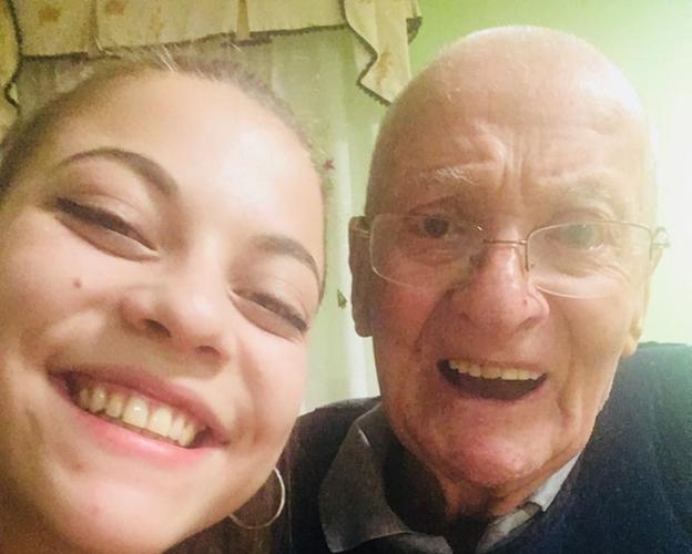 «No nos avisaron de la muerte de mi abuelo ni nos dijeron que tenía una neumonía»