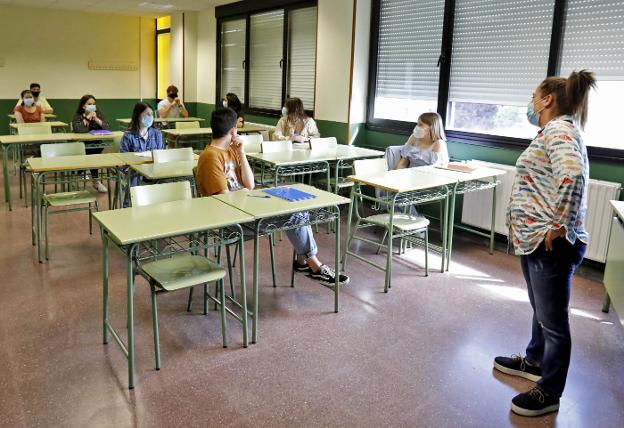 El 60% de los alumnos no acude al aula en la vuelta a la clase presencial