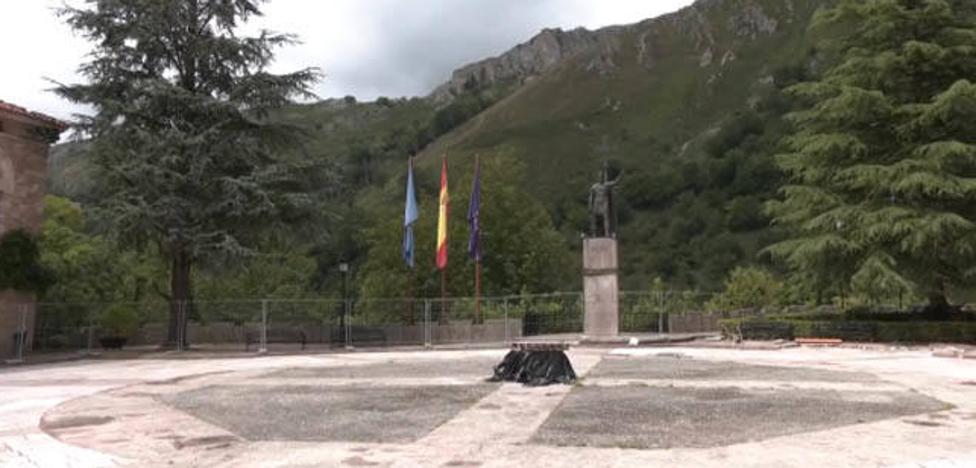 Fin de semana con pocas visitas y mal tiempo en Covadonga y los Lagos