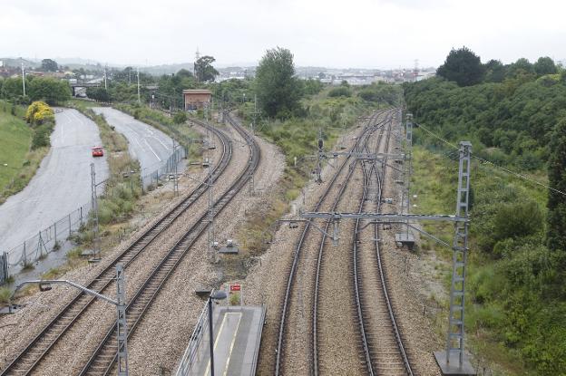 Cofiño dice que «Moreda es la mejor opción» y la más ventajosa para la estación intermodal