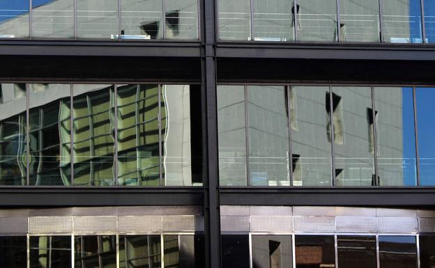 Prisión provisional por quebrantar la condena que le impedía acercarse a su expareja, a la que llamó 150 veces