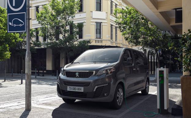 Peugeot e-Traveller: para viajar en modo 100% eléctrico