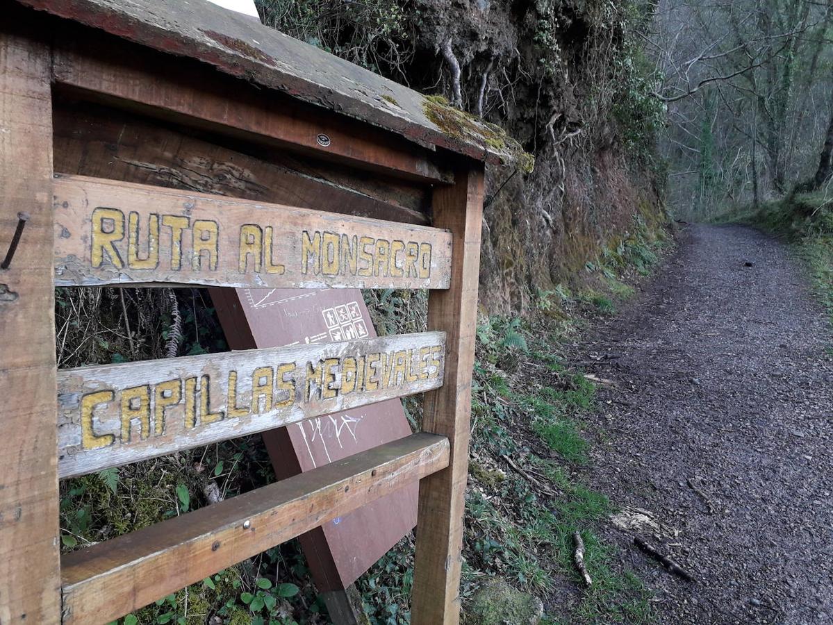 Ruta por la Sierra del Monsacro y sus capillas