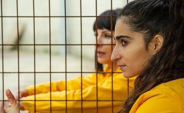 El 'Visavisfightchallenge' con el que los intérpretes de 'Vis a vis' reivindican el papel de las redes vecinales