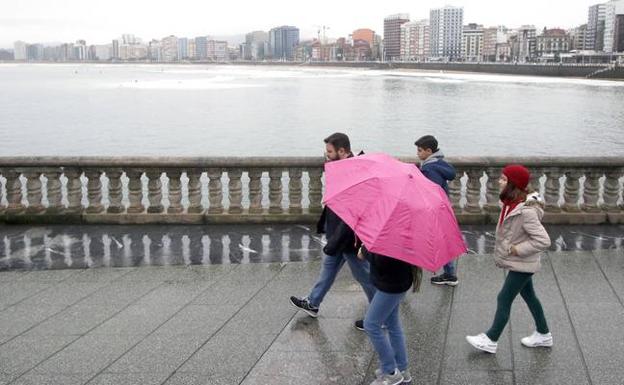 Una borrasca inglesa traerá lluvias hasta el domingo